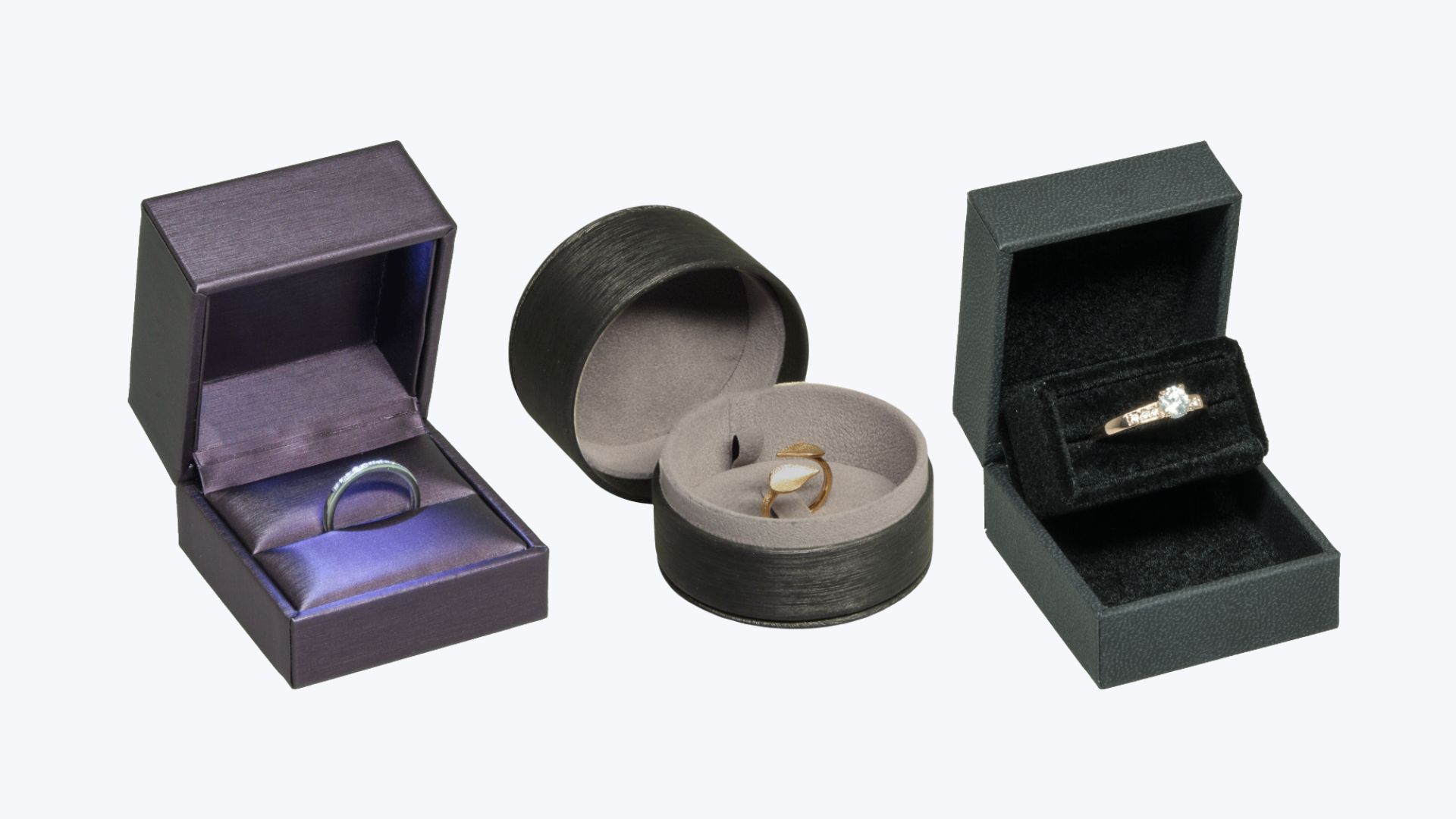 Nos Ecrins pour bijoux destinés aux bagues de fiançailles Nos Ecrins pour bijoux destinés aux bagues de fiançailles