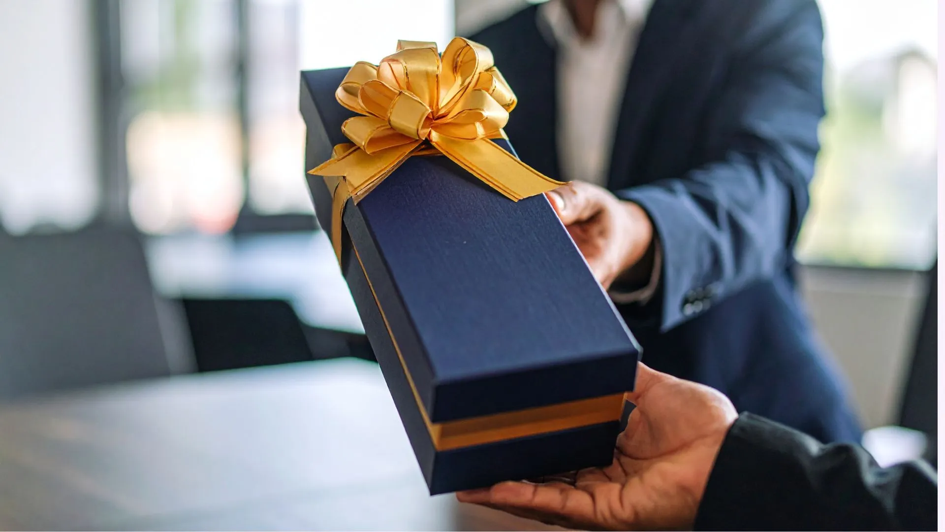 À qui s'adresse un cadeau vin ?