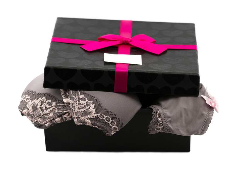 Emballages personnalisés pour la mode féminine – Demandez dès maintenant ! Emballages personnalisés pour la mode féminine – Demandez dès maintenant !